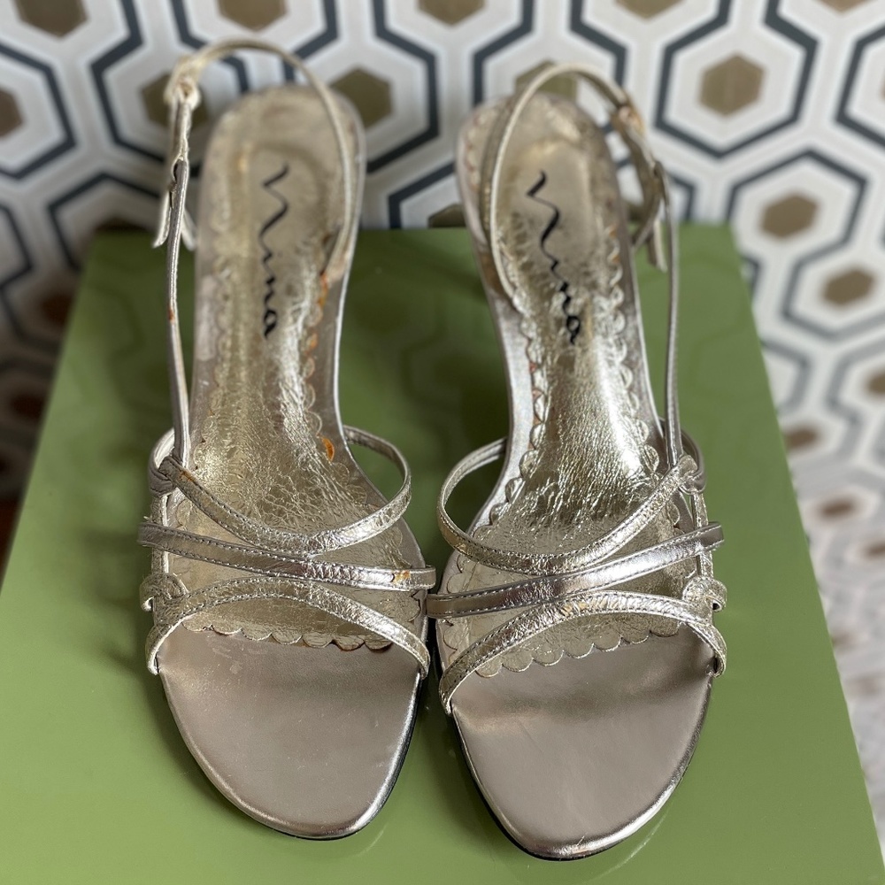 Nina Sandals size 6.5